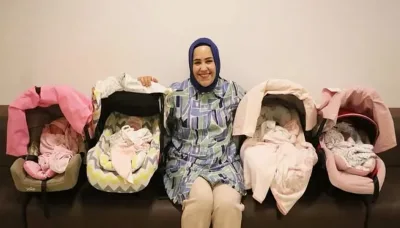 Kaş Kınık’ta ikinci çocuk bekleyen ailenin dördüzleri oldu!