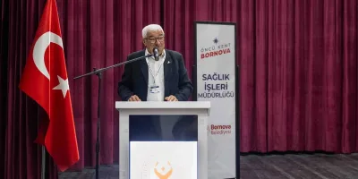 Bornova’da 3. Yaş Üniversitesi yeni döneme başladı