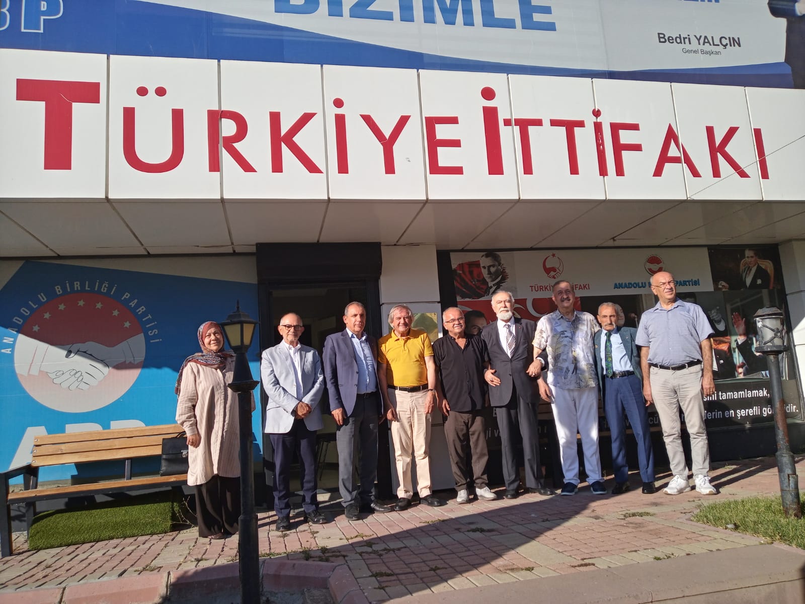 266909